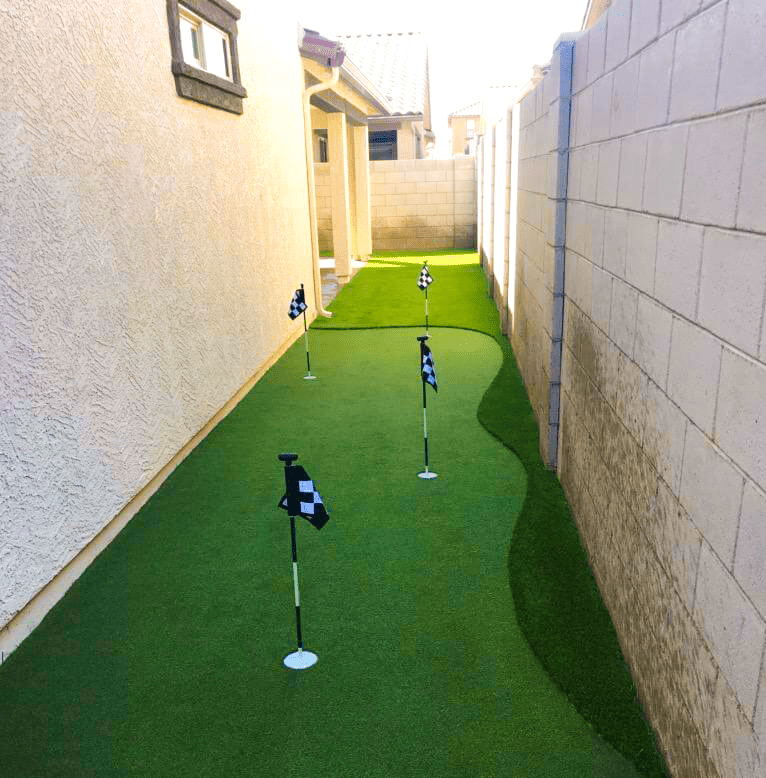 putting green side yard