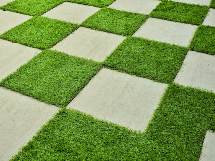 Green Tips: 5 Ways to Use Artificial Turf in Kansas City Creatively in Your Garden!