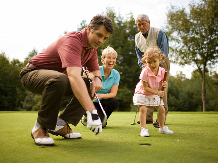 Beyond the Short Game: Benefits of a Seattle Putting Green