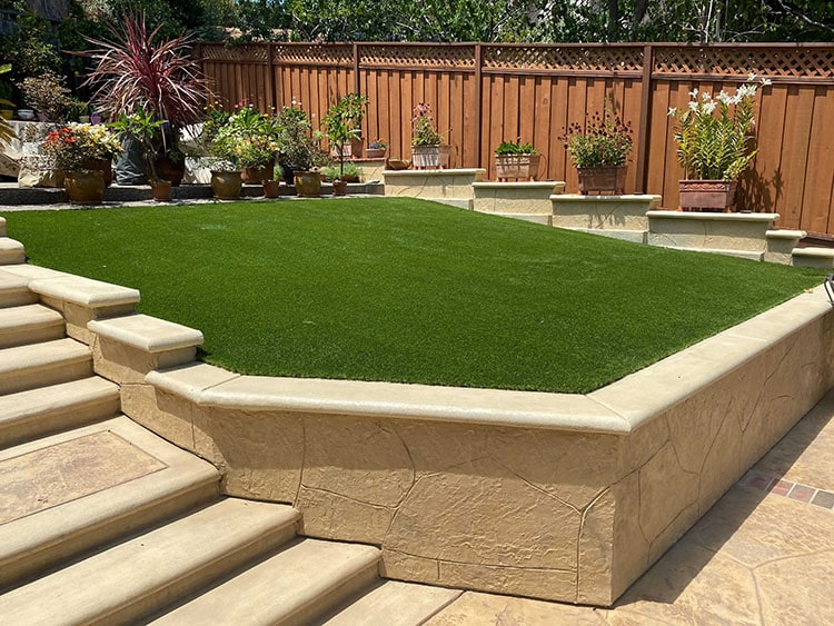 7 Ways to Create Your Perfect Backyard with Synthetic Grass in Santa Rosa