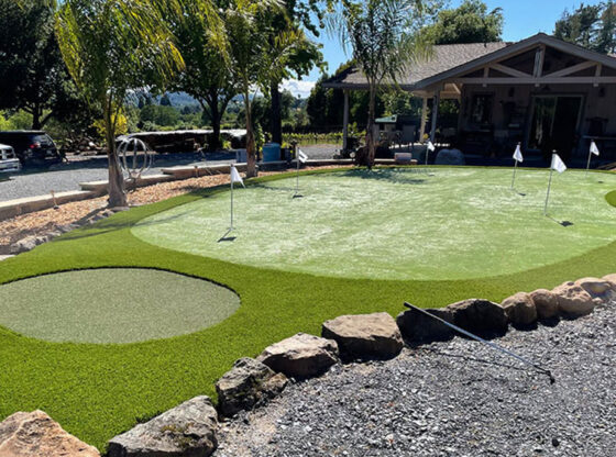 Why Putting Green Installation in NJ is More Preferable than Natural Grass