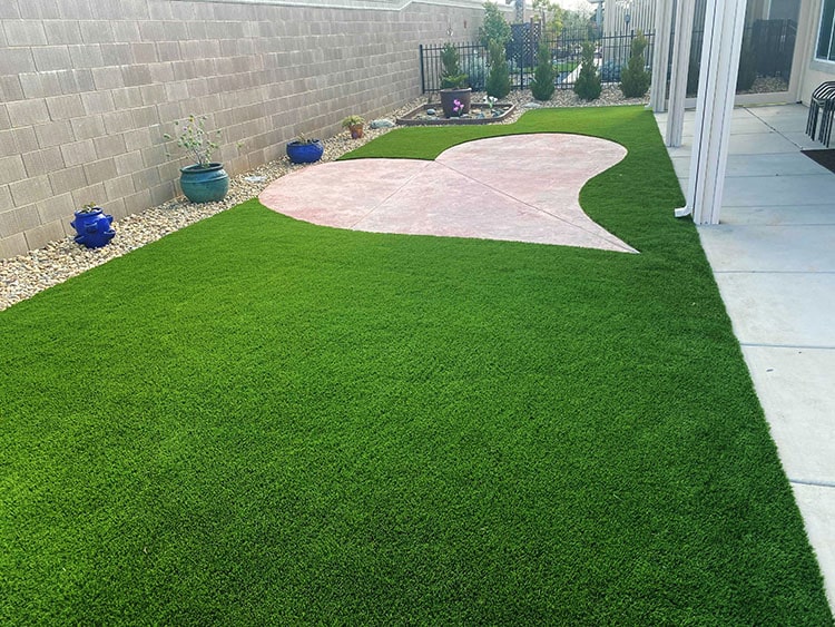 Reasons to Switch to Artificial Grass Installation Dallas TX