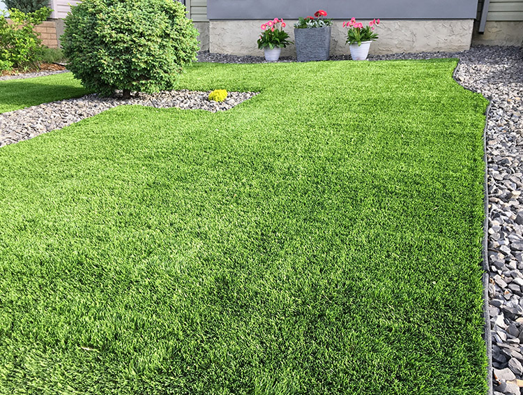 7 Reasons to Switch to Synthetic Turf in Charlotte NC for Your Front Lawns