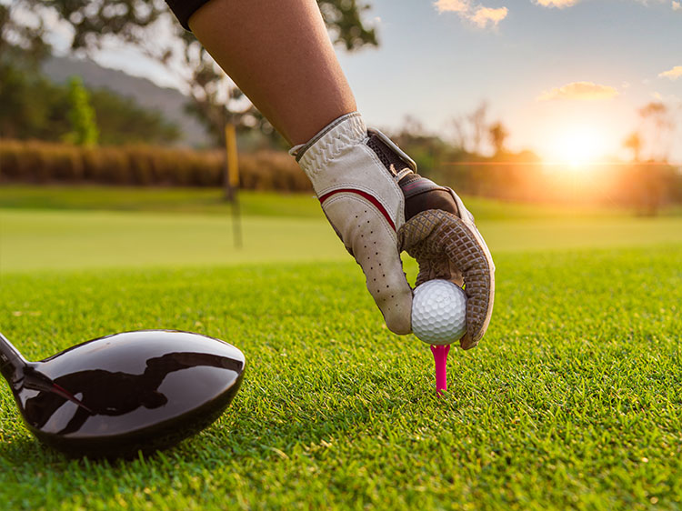 Perfect Your Golf Skills with Synthetic Turf in Denver