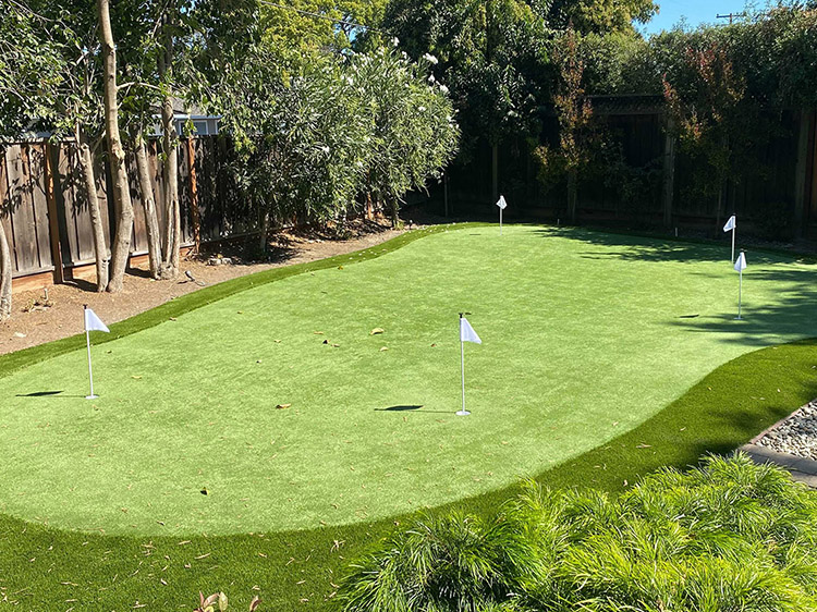 9 Ways to Maximize the Lifespan of Your Artificial Turf Putting Green in Chattanooga TN