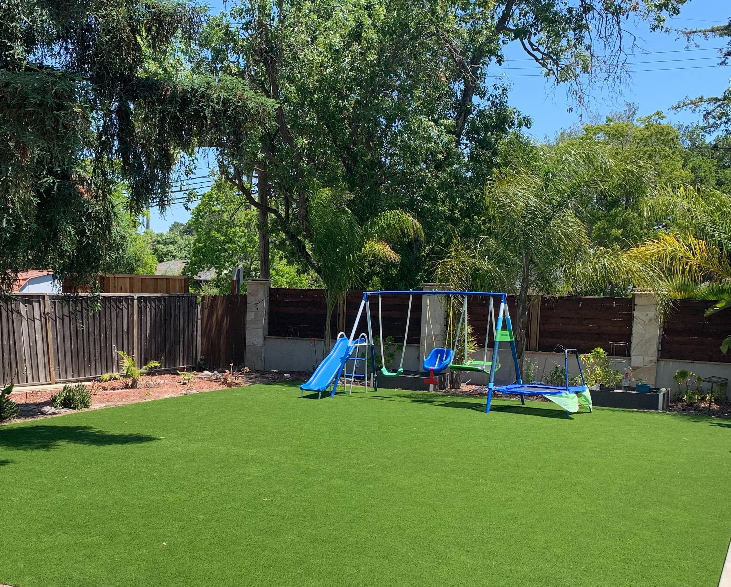 How to Incorporate a Play Area into Your Artificial Grass Backyard Design