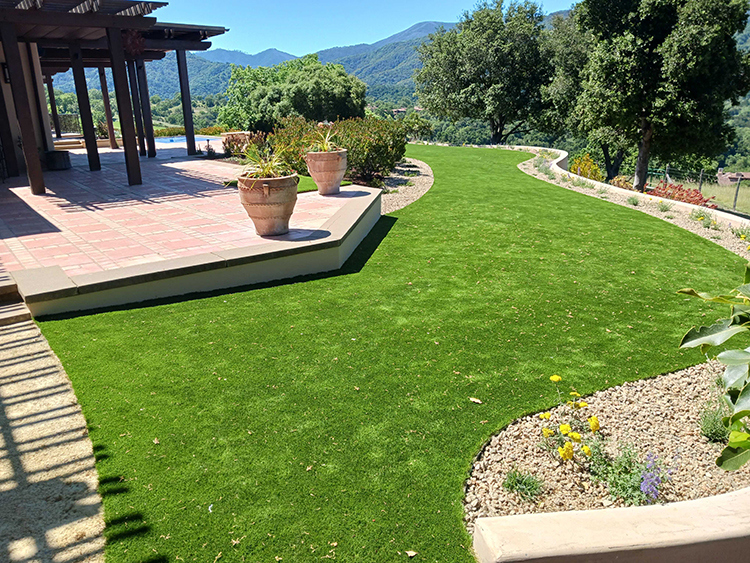 How to Incorporate Artificial Grass Into Your Patio Design